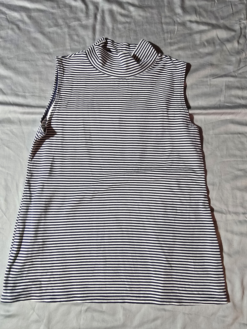 Croft & Barrow Women's Medium Striped Sleeveless Mock Neck Turtleneck Top